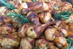 Gegrillte Hähnchenkeulen