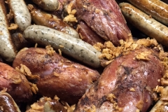 Rustikale Schlachtplatte Grillhaxen Nürnberger Würstl